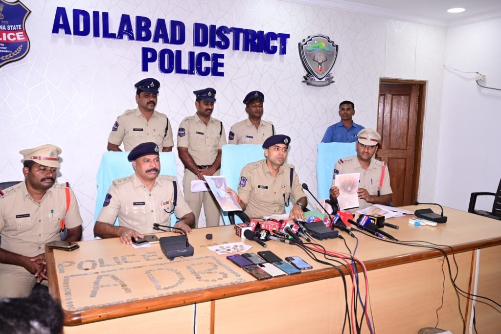 గుప్తనిధుల పేరుతో భారీ మోసం..