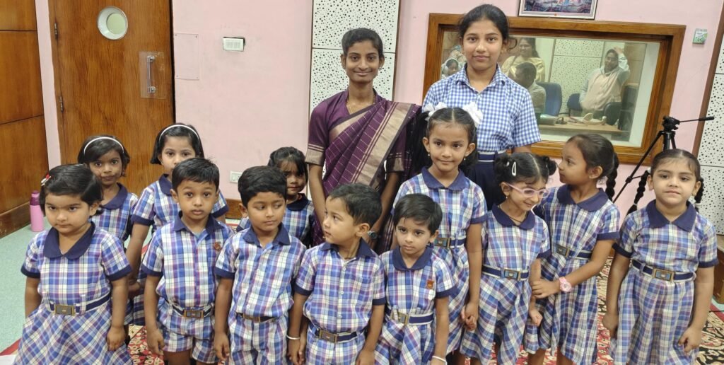 పిల్లల సృజనాత్మకతకు ఆకాశవాణి పాత్ర కీలకం