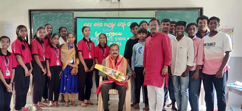 పరీక్షలకు ప్రణాళిక బద్ధంగా చదవాలి..     -అసిస్టెంట్ ప్రొఫెసర్ రడాపు సంతోష్ కుమార్..