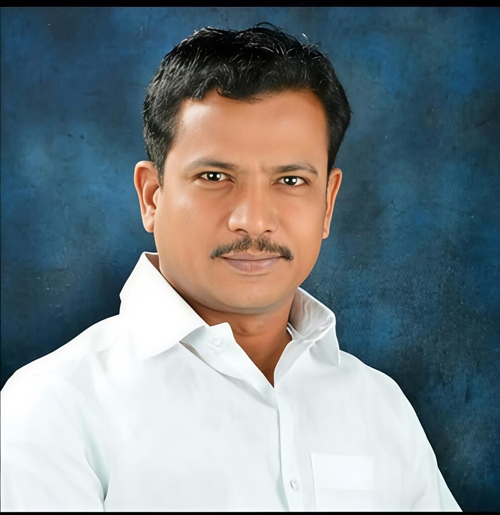 విద్యా కమిషన్ వ్యాఖ్యలు సరికావు : PRTU జిల్లా అధ్యక్షుడు కొమ్ము కృష్ణకుమార్..