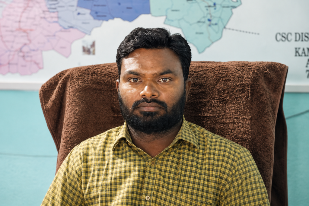 సీఎస్సీ కేంద్రాల్లో ఆధార్ మార్పులు చేయబడవు..            -సీఎస్సీ జిల్లా మేనేజర్ రాహుల్
